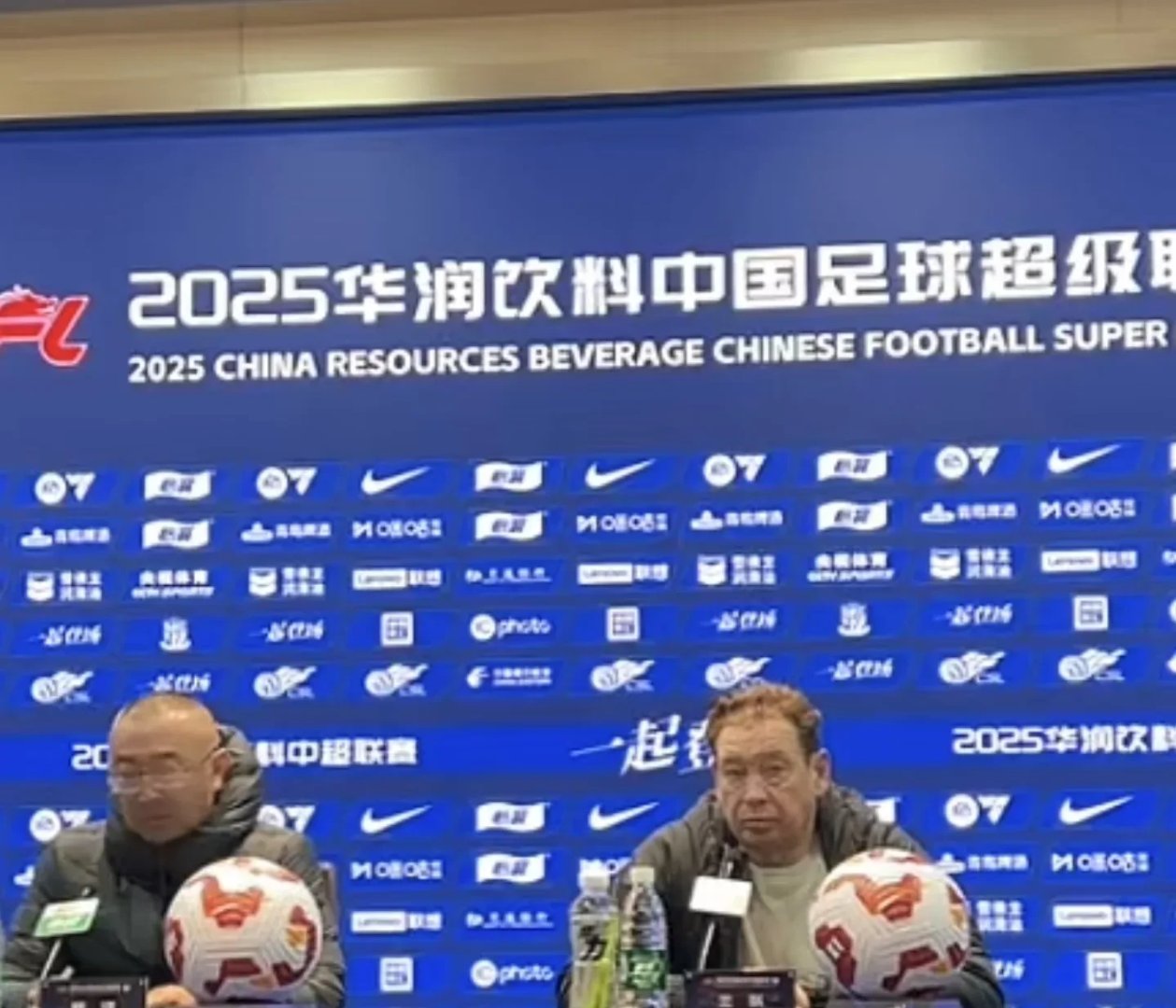 国际比赛频频升级,球员拼尽全力的简单介绍 国际比赛频频升级,球员拼尽全力的简单介绍