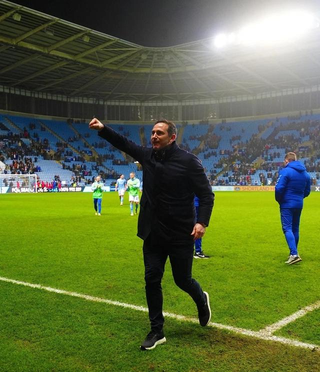 谢菲联客场击败对手,排名止跌回升的简单介绍 谢菲联客场击败对手,排名止跌回升的简单介绍