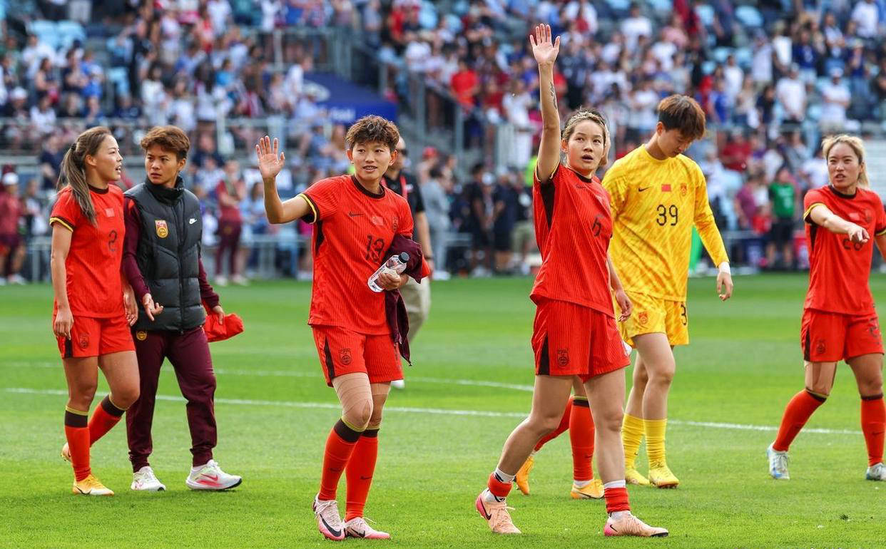 爱游戏网页版-女足国际友谊赛场上，中国队实力夺目(女足国际友谊赛场上,中国队实力夺目的是谁)