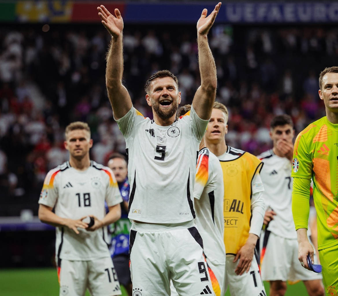 阿尔希拉尔进攻端火力强劲,欲破鹿岛鹿角防线 阿尔希拉尔进攻端火力强劲,欲破鹿岛鹿角防线