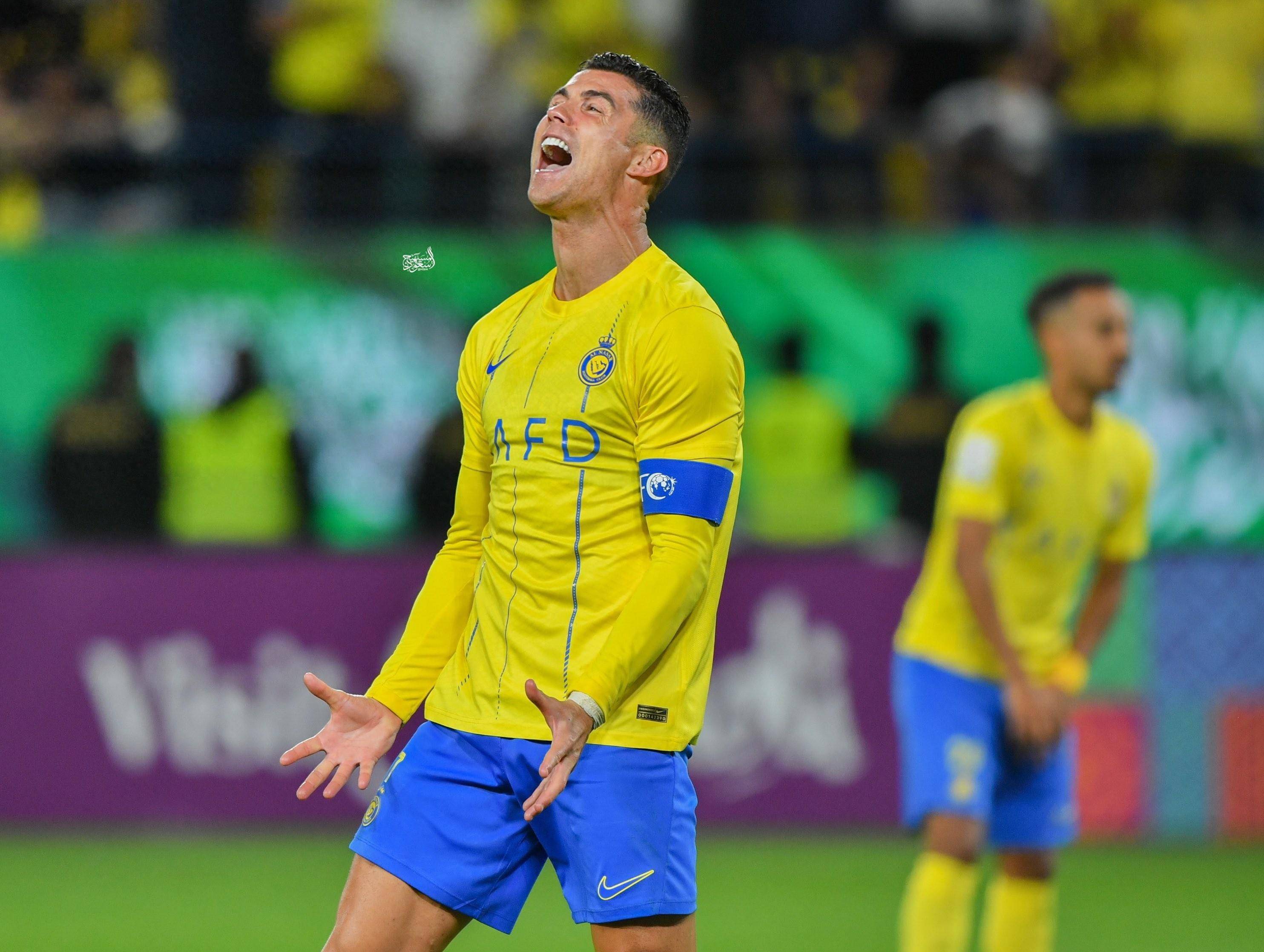 沙特国际赛事开赛,球迷大呼过瘾 沙特国际赛事开赛,球迷大呼过瘾