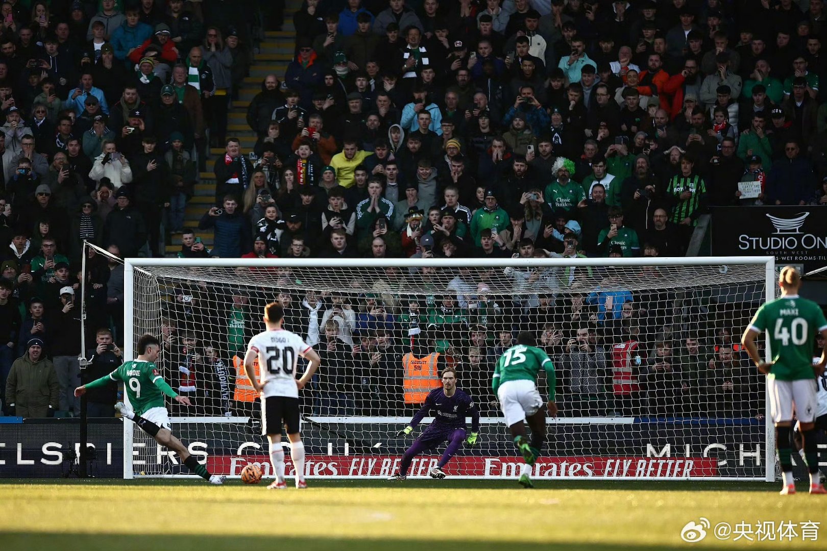 爱游戏app-英格兰队在场上遭遇不利，难以逆转形势的简单介绍