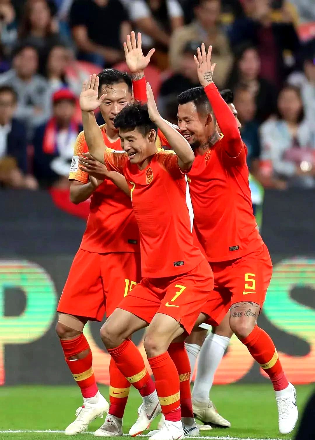 爱游戏网页版-云达不莱梅客场胜出，保级前景一片光明