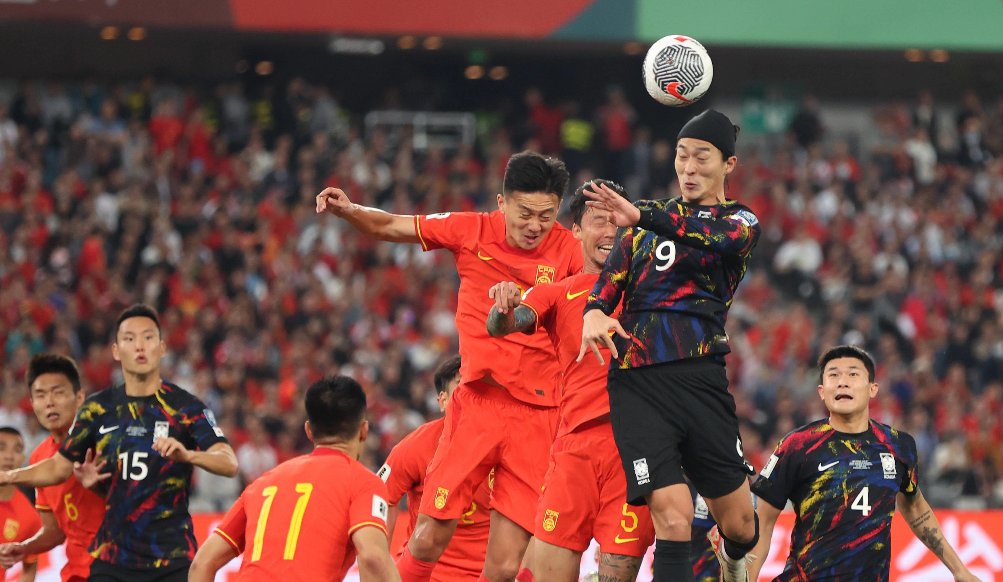 中国国家队足球比赛灿烂登场,领跑全场的简单介绍 中国国家队足球比赛灿烂登场,领跑全场的简单介绍