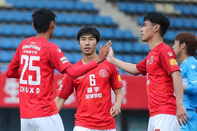 爱游戏-冲刺冠军杯：球队势如破竹，夺冠在望的简单介绍