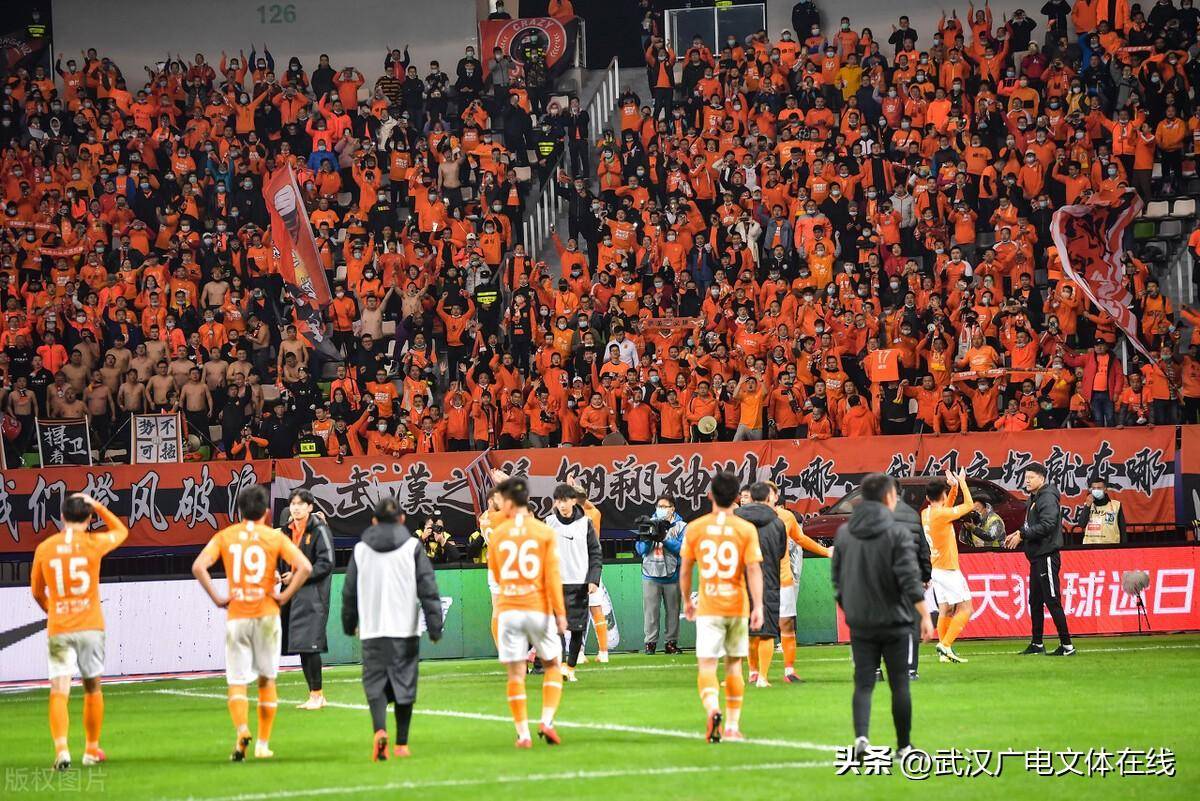 爱游戏官网-包含青海男篮不敌广州，遗憾告别赛季的词条