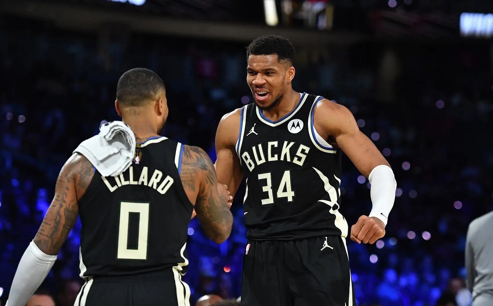 雄鹿大胜骑士,继续领跑东部 雄鹿大胜骑士,继续领跑东部