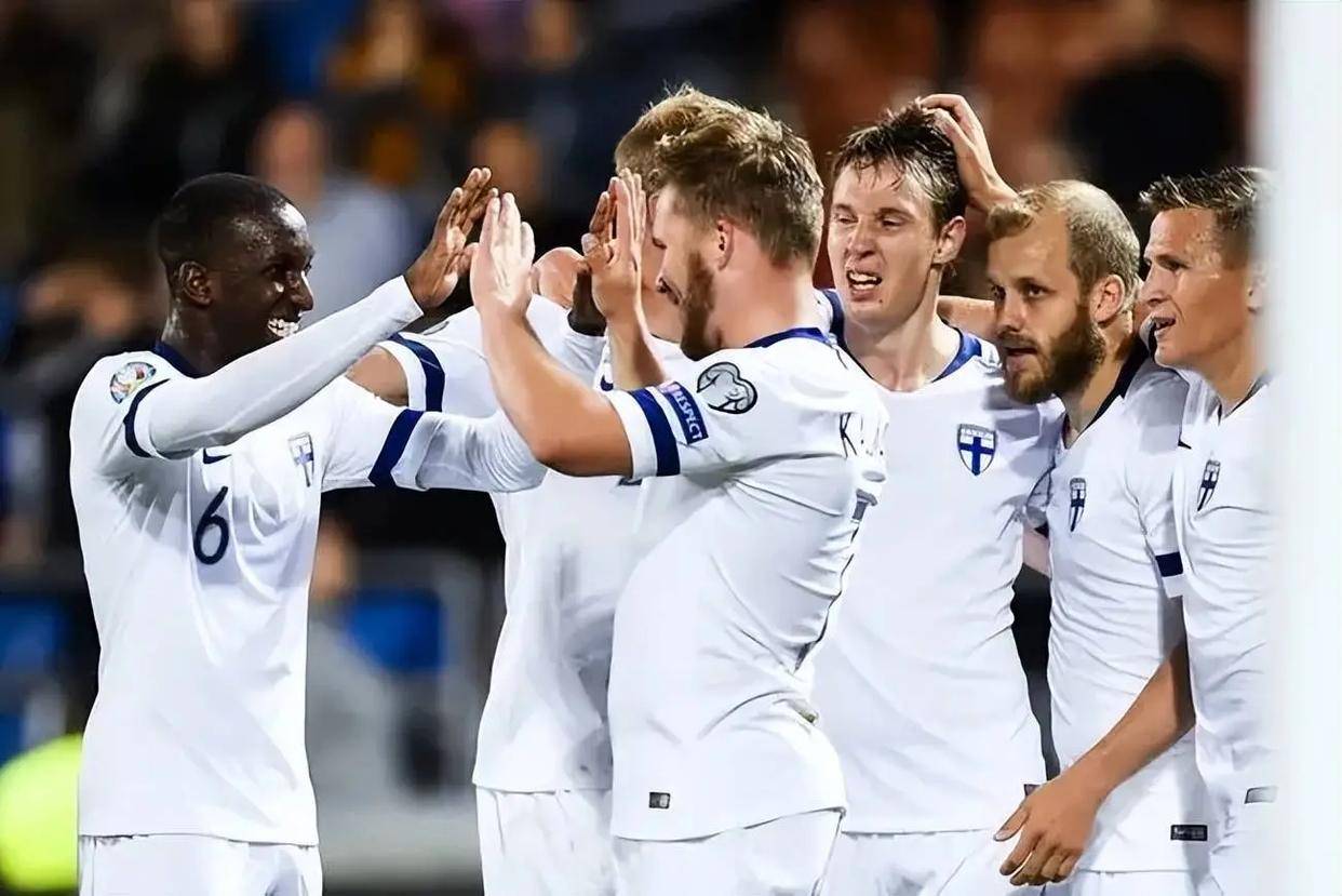 爱游戏网页版入口-斯洛伐克队在欧预赛中艰难晋级，下一轮更加挑战的简单介绍