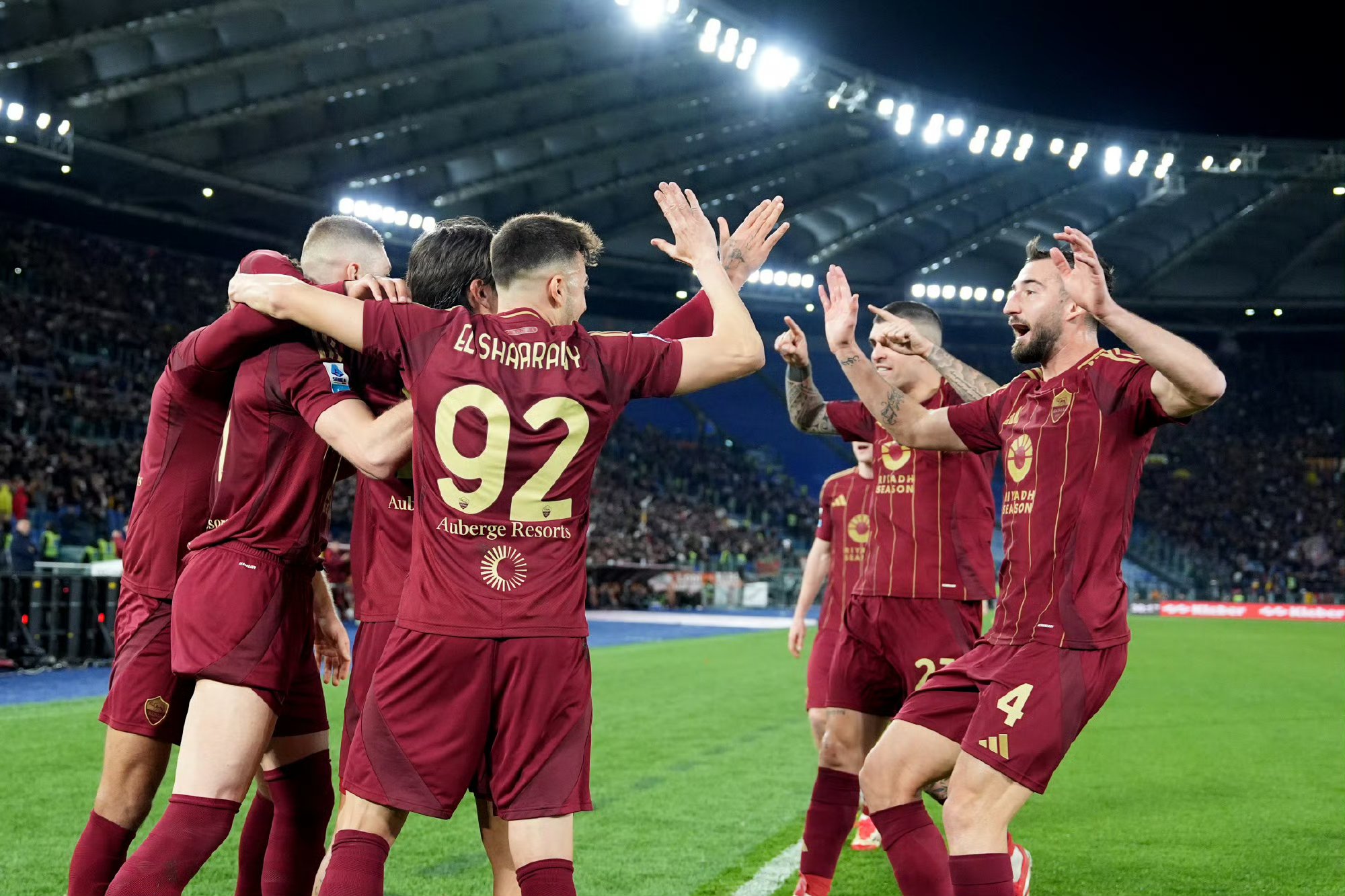 激烈较量!欧洲足球豪门硬仗迎来的简单介绍 激烈较量!欧洲足球豪门硬仗迎来的简单介绍